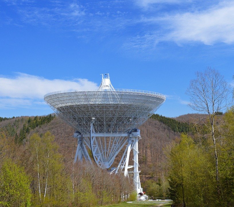 radio telescope 2274118 960 720 You are currently viewing Unveiling the Universe: Discovering Space with Telescopes