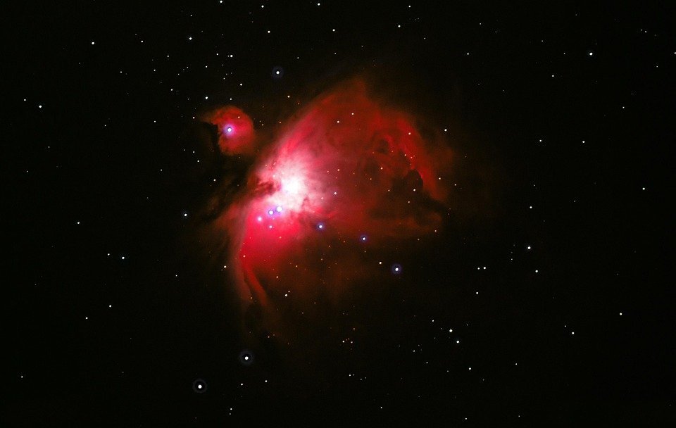 You are currently viewing Master the Stars: Guide to Advanced Astrophotography Telescopes