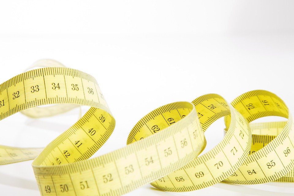 tape measure 1860811 960 720 You are currently viewing Mastering Precision: A Comprehensive Guide to Coordinate Measuring Machines